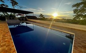 Hotel Los Cielos Del Caribe Cahuita Exterior photo