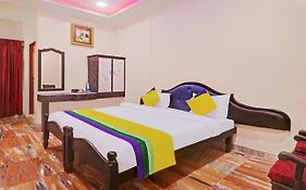 Itsy Hotels Hill Town, 500 Mtrs From Madikeri Fort Exterior photo