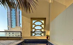 Neyar Beach Vibes - The Penthouse Hostel Dubai Exterior photo