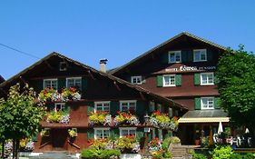 Schedlers Loewenhotel-Garni Alberschwende Exterior photo