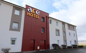 Ace Hotel Issoire Exterior photo