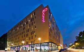 Moxy Frankfurt East Hotel Frankfurt am Main Exterior photo