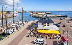 Havenhotel Texel Oudeschild Exterior photo