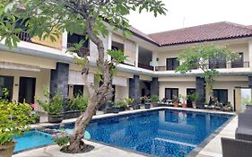 Radha Bali Hotel Kuta Lombok Exterior photo