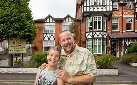 Bryn Woodlands House Hotel Colwyn Bay Exterior photo