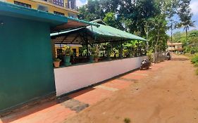 Aditi Appartement Thekkady Exterior photo