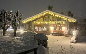 Hotel Lo Campagnar Courmayeur Exterior photo