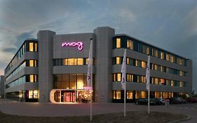 Moxy Amsterdam Schiphol Airport Hotel Hoofddorp Exterior photo