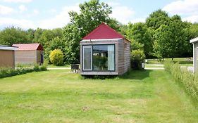 Tiny Cottage op Camping De stal Drijber Exterior photo