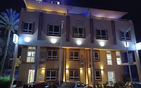 La Riva Hotel Akaba Exterior photo