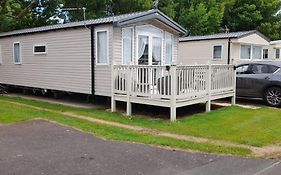 Luxury Spacious Family Caravan Hotel Edinburgh Exterior photo