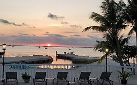 Bayside Inn Key Largo Exterior photo