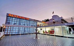 Gods County Hotels & Resorts Tarapith Exterior photo