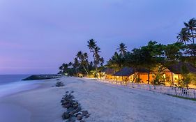 Azure Tides Marari Hotel Mararikulam Exterior photo