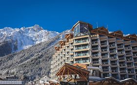 Alpina Eclectic Hotel Chamonix Exterior photo