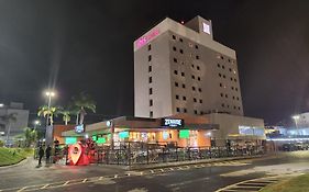 Ibis Montes Claros Shopping Hotel Exterior photo