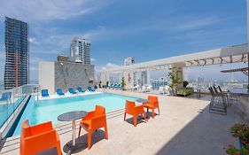 Hampton By Hilton Cartagena Hotel Exterior photo