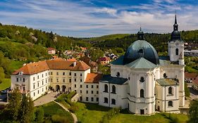 Zamek Krtiny Hotel Exterior photo