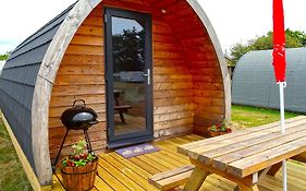 Gateway Resort En-Suite Glamping Pod Llanelli Exterior photo