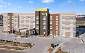 Home2 Suites By Hilton Cedar Rapids Westdale Exterior photo