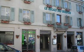 Le Relais Des Bergers Hotel Saint-Martin-en-Haut Exterior photo