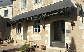 Hotel-Restaurant-Chambre Insolite Spa - Le XII De Luynes Luynes  Exterior photo