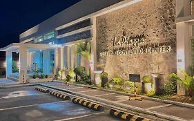 La Piazza Hotel And Convention Center Inc. Legazpi Exterior photo