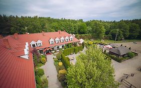 Hubertus Aparthotel&Restaurant&Horse Club Starogard Gdański Exterior photo