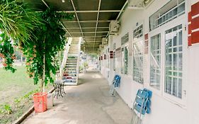 Phuong Tu Hostel Xuyên Mộc Exterior photo