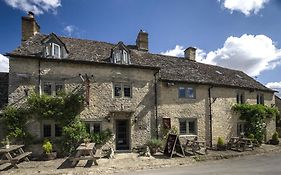 The Three Horseshoes Hotel Asthall Exterior photo