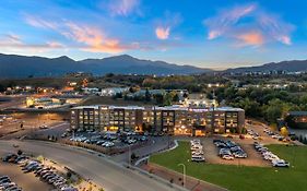 Best Western Plus Fillmore Inn & Suites Colorado Springs Exterior photo