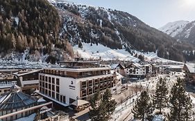 Anthony'S Life&Style Hotel Sankt Anton am Arlberg Exterior photo