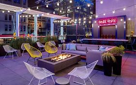 Aloft Philadelphia Downtown Hotel Exterior photo