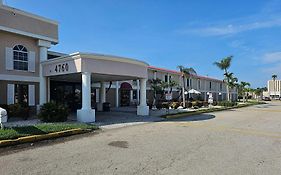 Quality Inn Fort Myers Central Exterior photo