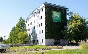 Ibis Styles Romans-Valence Gare Tgv Hotel Alixan Exterior photo