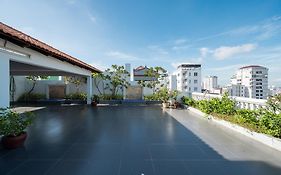 E&V Apartment Phnom-Penh Exterior photo