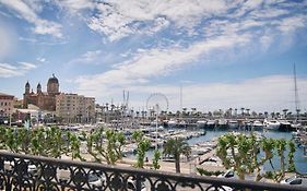 Hotel Du Vieux Port Saint-Raphaël Exterior photo