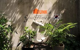 Bunk Guesthouse Hongdae Seoel Exterior photo