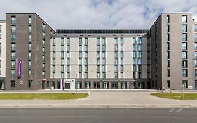 Premier Inn Frankfurt Messe Frankfurt am Main Exterior photo