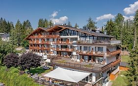 Natur & Spa Hotel Laerchenhof Seefeld in Tirol Exterior photo