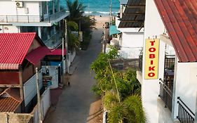 Hotel Tobiko Trincomalee Exterior photo