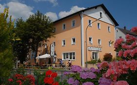 Gasthof Zur Post Hotel Und Parkplatz Vohenstrauss Exterior photo