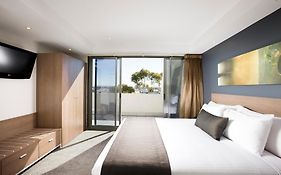 Mantra Melbourne Airport Hotel Exterior photo