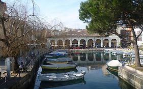 Hotel Moniga Desenzano del Garda Exterior photo