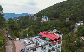 Montrose Resort & Spa Kasauli Exterior photo