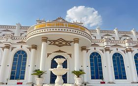 Niagara Falls Bahawalpur Hotel Exterior photo