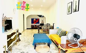 Convenient Rare House In Central City Appartement Singapore Exterior photo