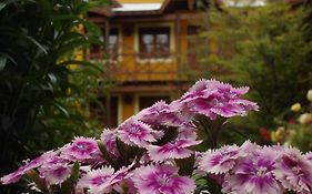 Kau Kaleshen Hotel El Calafate Exterior photo