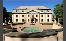 Zamek Potstejn Hotel Exterior photo