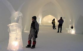 Kakslauttanen Arctic Resort - Igloos&Chalets Saariselkä Exterior photo